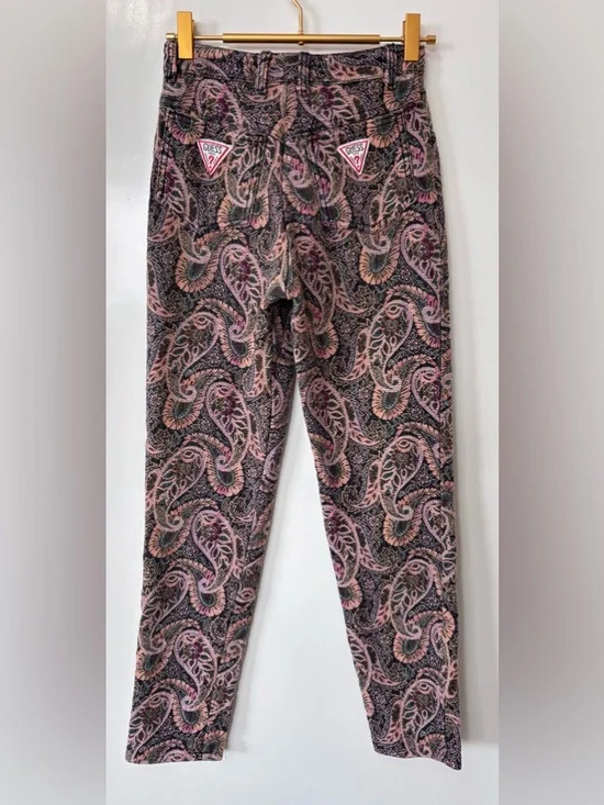 Guess| Vintage 80s Gorgeous Pink & Black Paisley Mom Style Tapestry Jeans Sz 28 - Picture 3 of 6